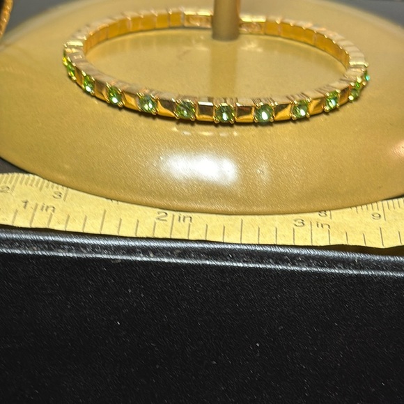 JOAN RIVERS Green Swarovski Crystal Bangle Cuff - Picture 3 of 4